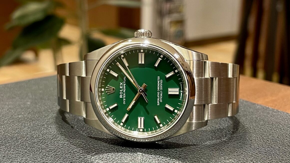 126000　グリーン　入荷いたしました