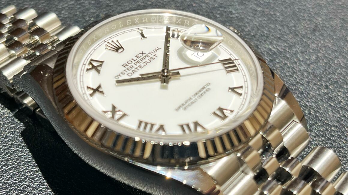 デイトジャストRef.126234白ローマ