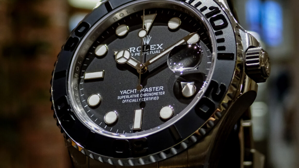 ステンレスよりもさらに軽量！？　Ref.226627