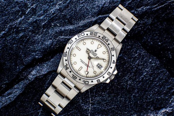 白？クリーム色？いや、アイボリー！　Ref.16550