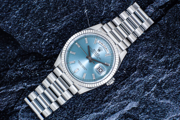 【DAY-DATE】嫌味なく着けられるアイスブルー　Ref.128236A