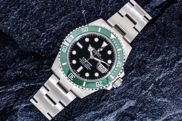 【エメラルド】季節問わず楽しめるグリーンサブ。　Ref.126610LV